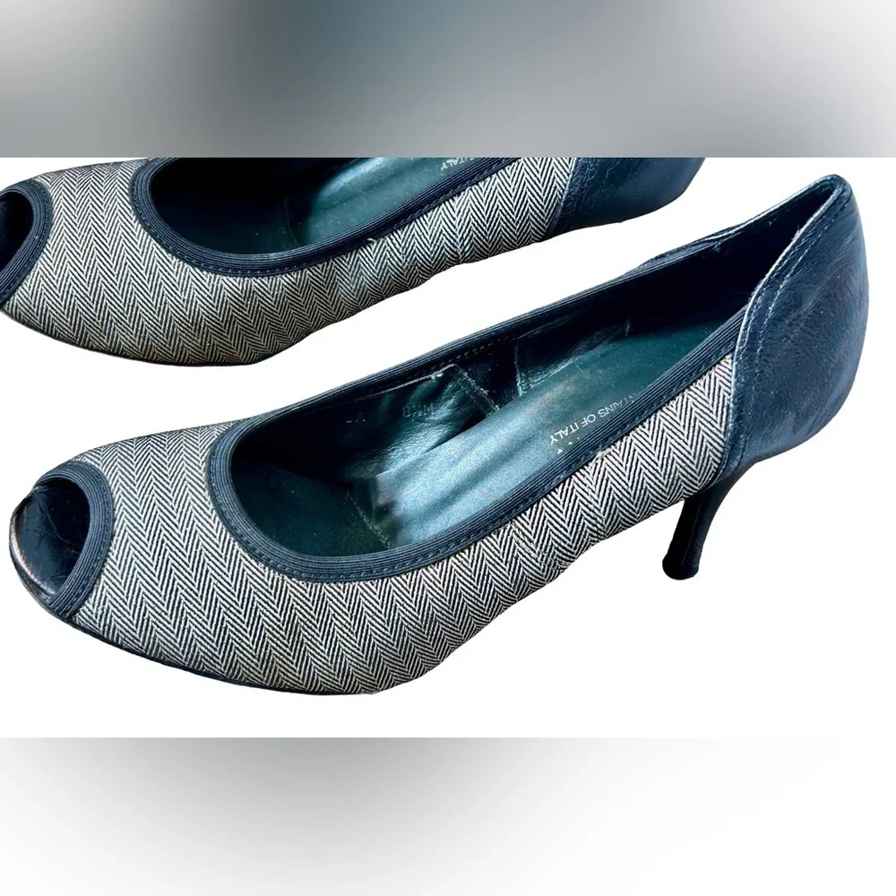 Italian Couture Donald J. Pliner Designer Black & Tan Peep-Toe Heels, 8 1/2 M